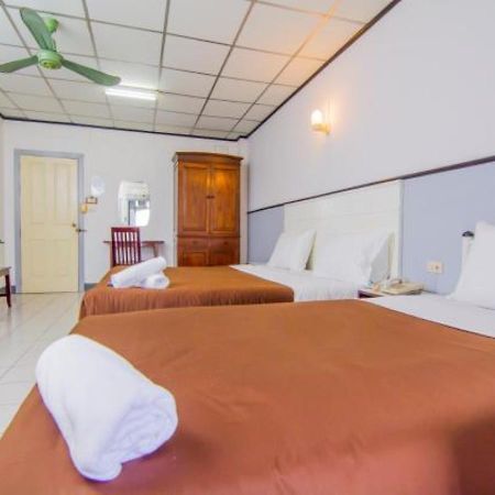 Sutus Court 3 Hotel Pattaya Exterior photo